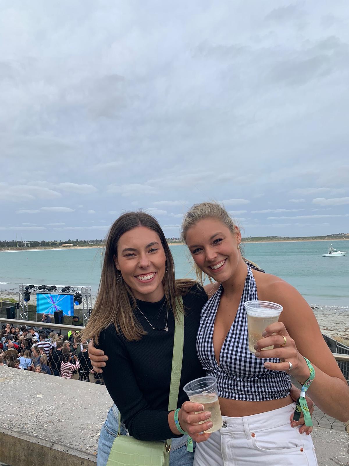 Hannah at Coastal Jam, Warrnambool